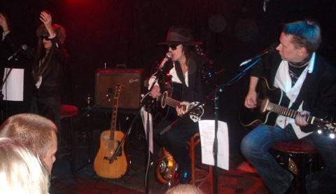 Post image for Nalle Östermanin liveraportti Pispalan yöstä: Andy McCoy Acoustically & Exclusively