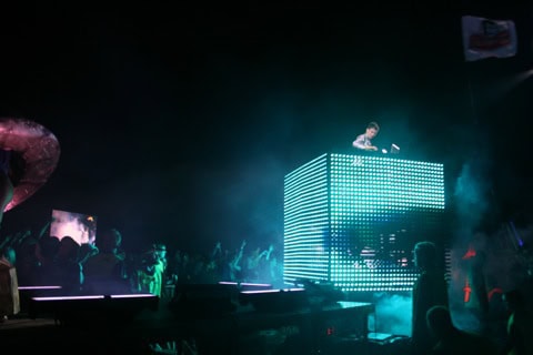 Apparatjik (8)