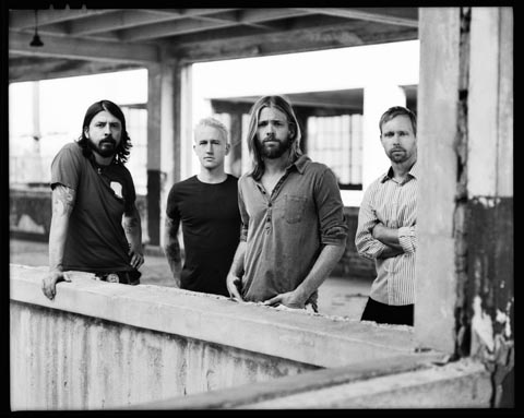 Post image for Foo Fightersin Wasting Light palasi Rumban Albumilistan kärkeen