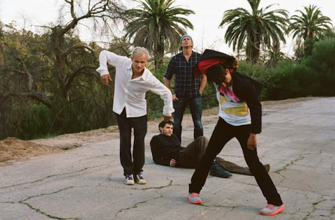 Siinähän se RHCP poseeraa.