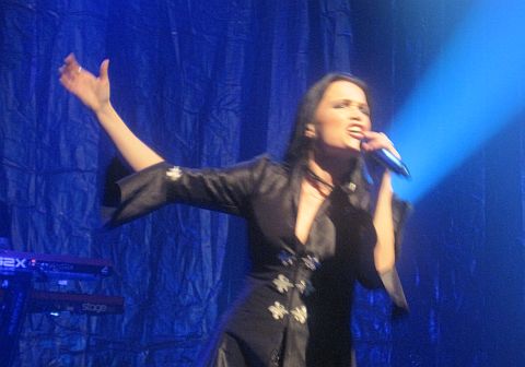 TarjaTurunen_hevileidi._02jpg
