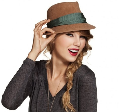 Taylor Swift lauloi taas leffamusaa.