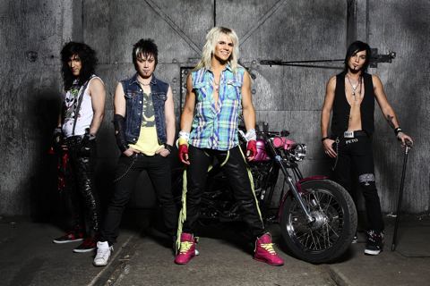 Post image for Nousussa 3/2010: Reckless Love kukkoilee suomirockin tunkiolla