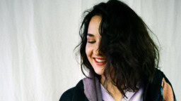 Helsinkiin uusi, huikea festivaali – yli 20 loistoesiintyjää valtavirran ulkopuolelta!