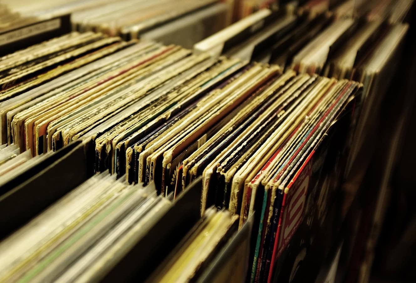 vinyl-g057d95f2c_1920 - Rumba.fi