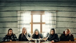 Pudasjärveltä ponnistava death metal -yhtye nousi albumilistan kärkeen