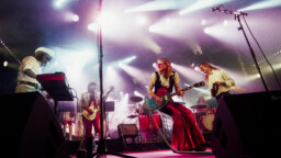 Vuoden luetuimmat: ”Tämä suomalaisbändi on tällä hetkellä eräs maailman parhaita rockyhtyeitä”