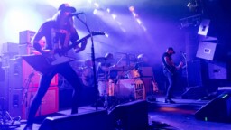 Backyard Babiesin ja The Hellacoptersin jalanjäljissä – ruotsalaista action rock -osaamista Suomeen