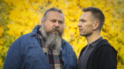 Music of Kingston Wall -konsertti Helsingin jäähalliin – sitä ennen luvassa festarikeikkoja Jyllin ja Kuoppiksen johdolla