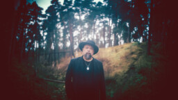 CMX-yhtyeen ja A.W. Yrjänän fanit, huomio! Ensi vuonna ilmestyy jotain mielenkiintoista