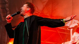 Olavi Uusivirralta uusi single – “Tämä laulu on tällainen yhteinen pakofantasia”