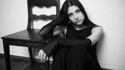 ”Uskon, että me kaikki tunnemme pohjimmiltaan aika samanlaisia tunteita” – haastattelussa Diya