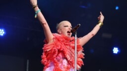 Alternative rock -yhtye Garbage palaa Suomeen