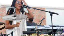 Eräs kaikkien aikojen arvostetuimpia lyömäsoitintaitelijoita saapuu Suomeen