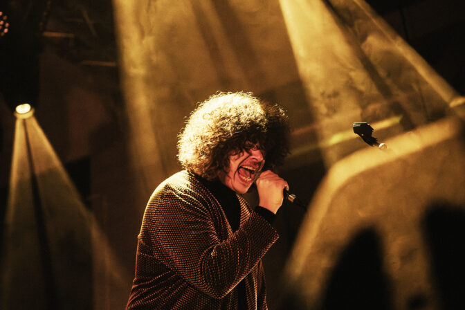 Michael Bleu on noussut erääksi suomeksi lauletun soulin parhaista nimistä – kuuntele uusin levy ja katso kuvagalleria keikalta täältä