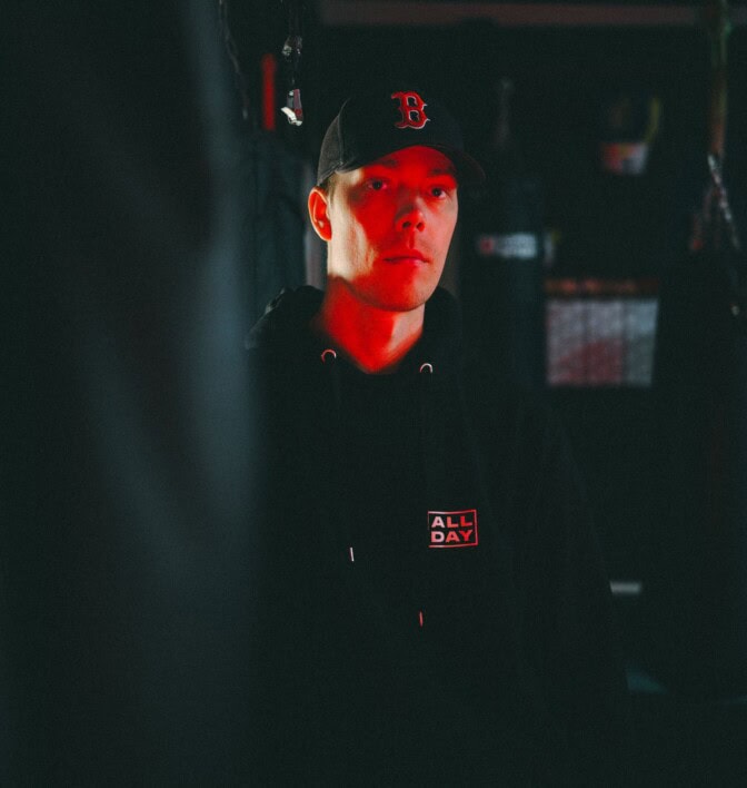 Suosikkisuomiräppärisi suosikkisuomiräppäri julkaisi uutta musiikkia – sämplää harvinaisuutta eli hyvää suomireggae-kappaletta