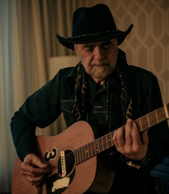 Daniel Lanois saapuu Suomeen todelliselle erikoiskeikalle