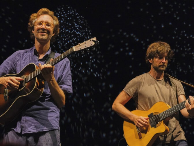 2000-luvun alussa akustisen indiepopin nousua mahdollistamassa ollut Kings of Convenience saapuu Helsinkiin