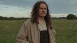 Pesson uusi kappale kertoo menettämisen pelosta