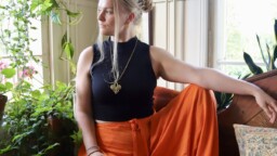 ”Silta, jota olen rakentanut itseeni, saakin yhtäkkiä olla myös silta muihin” – haastattelussa Vanni