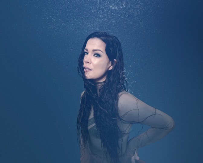 Jenni Vartiainen lähtee konserttisalikiertueelle