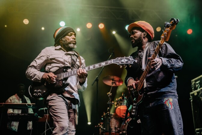 Bob Marleyn legendaarinen taustayhtye The Wailers saapuu Turkuun
